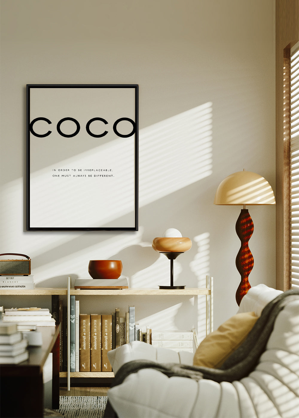 Černobílý obraz s citátem COCO