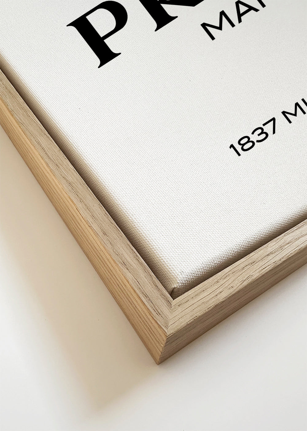Plakát s typografií Prada Marfa