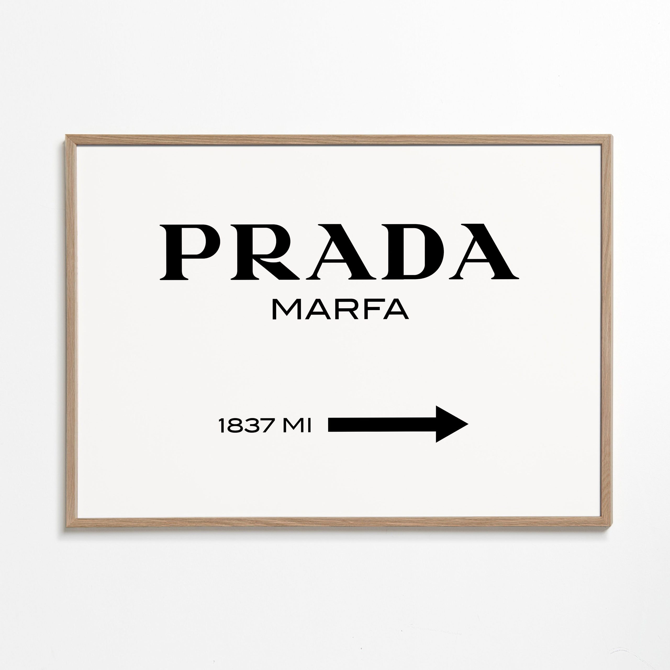 Plakát s typografií Prada Marfa