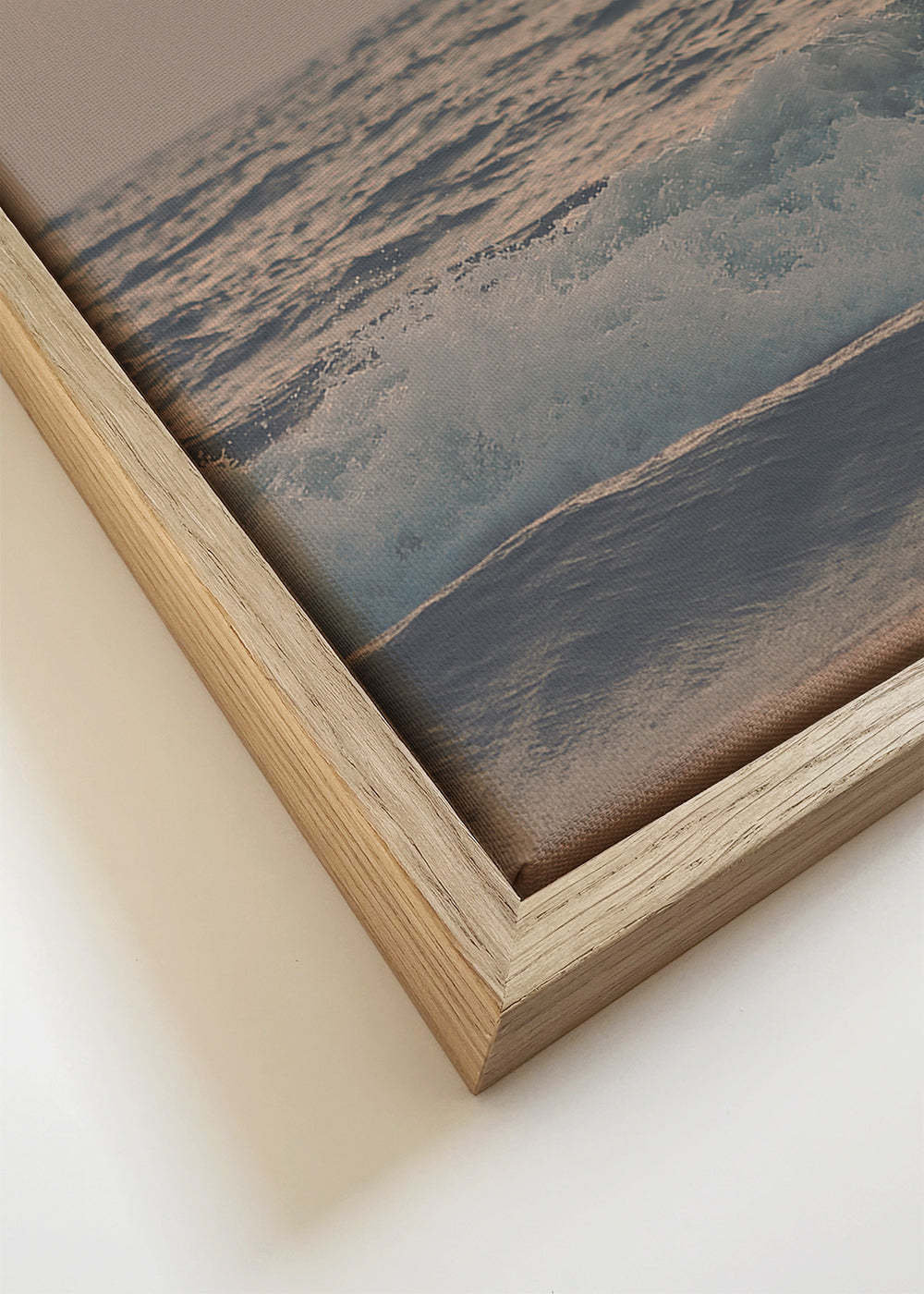 Krajinářské umění: růžový západ slunce nad mořem