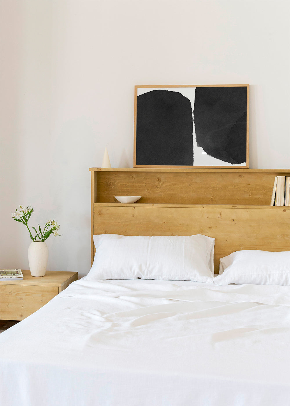 Černobílé umění minimal se skvrnami inkoustu
