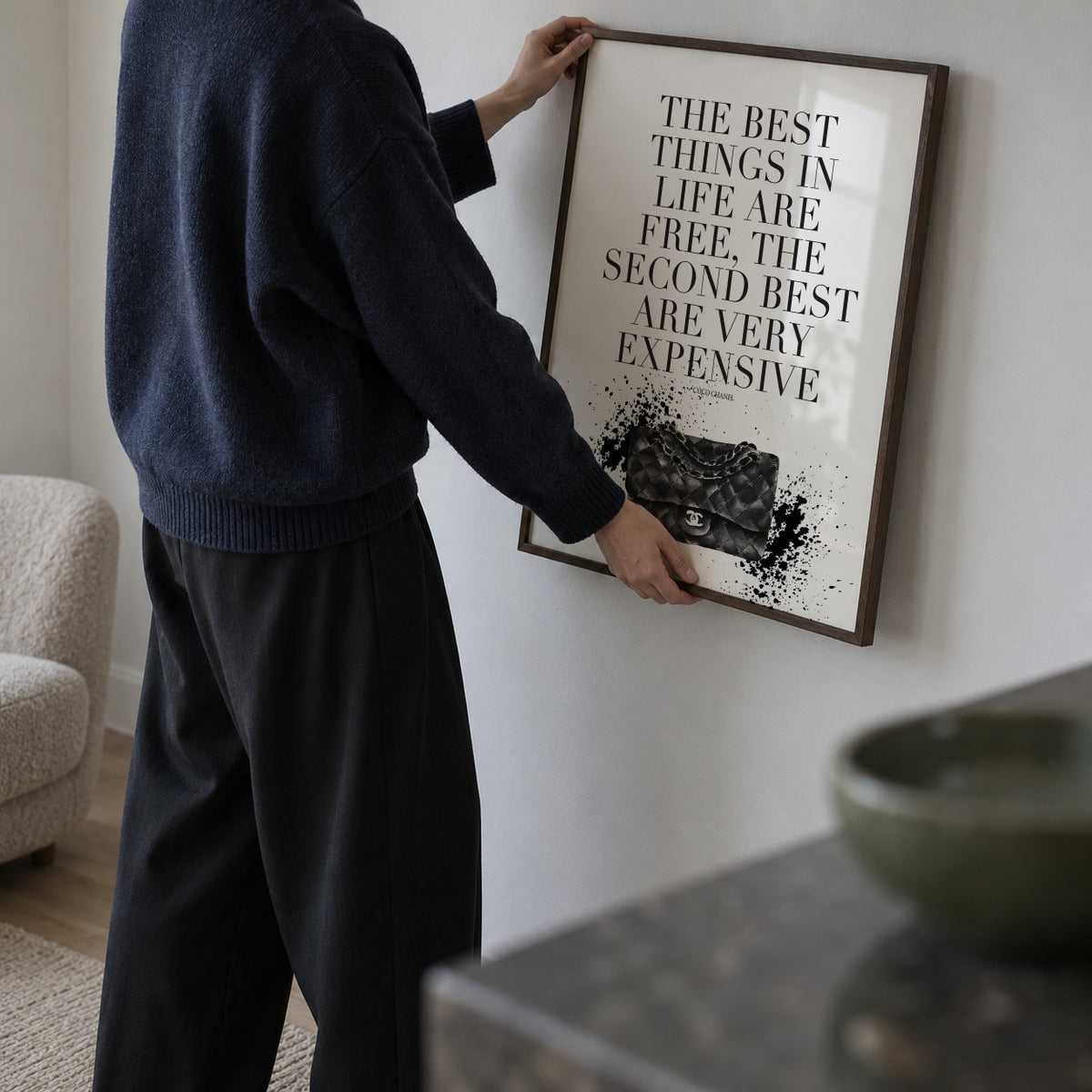 Best things in life - Framed poster in an interior