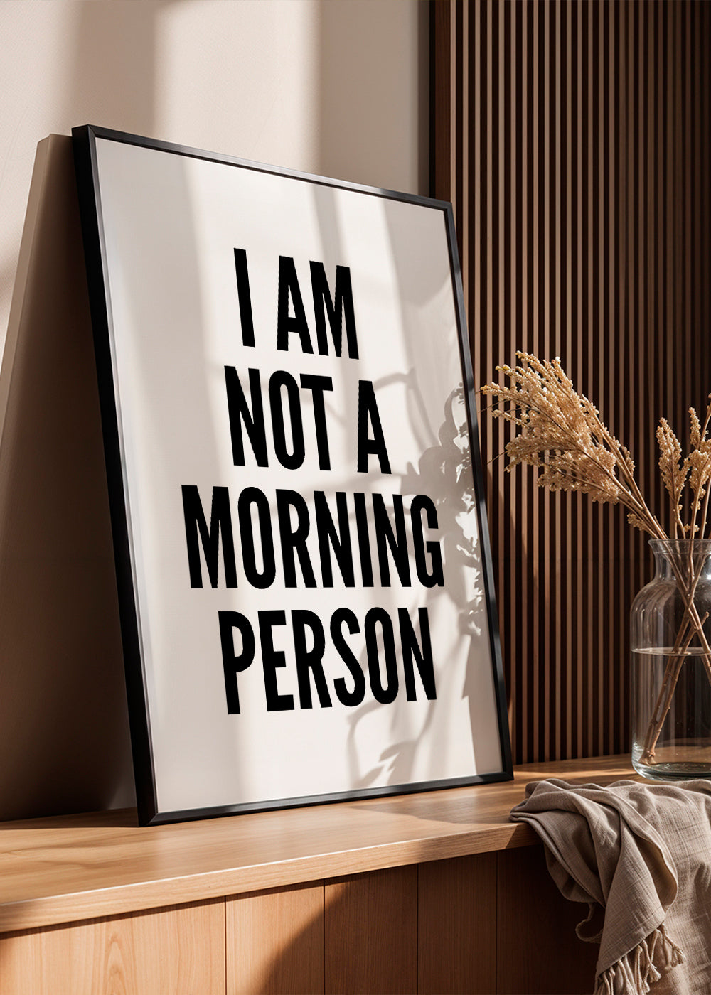 Černobílé dílo typografie I AM NOT A MORNING PERSON