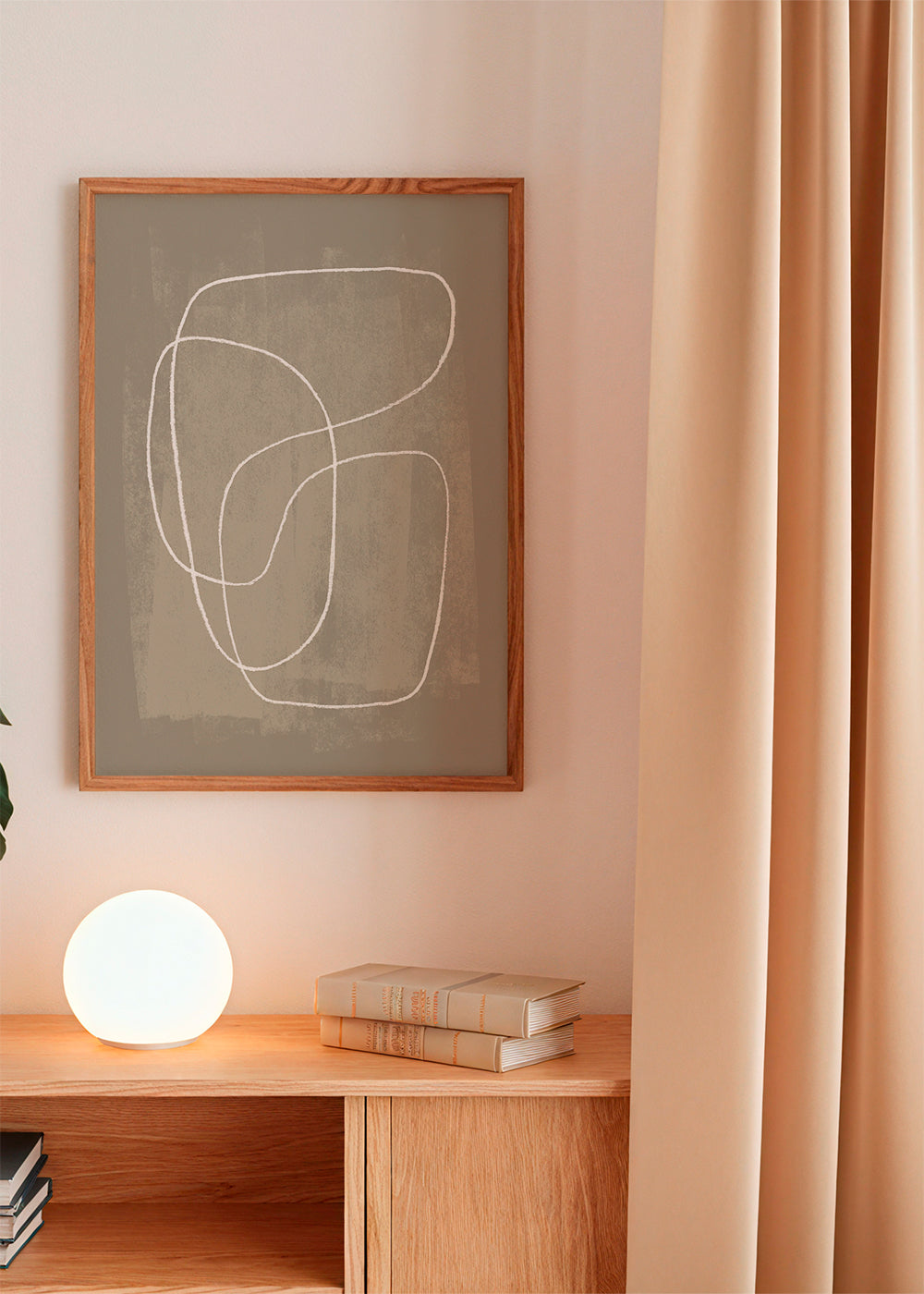 Minimalistický design organické čáry béžová