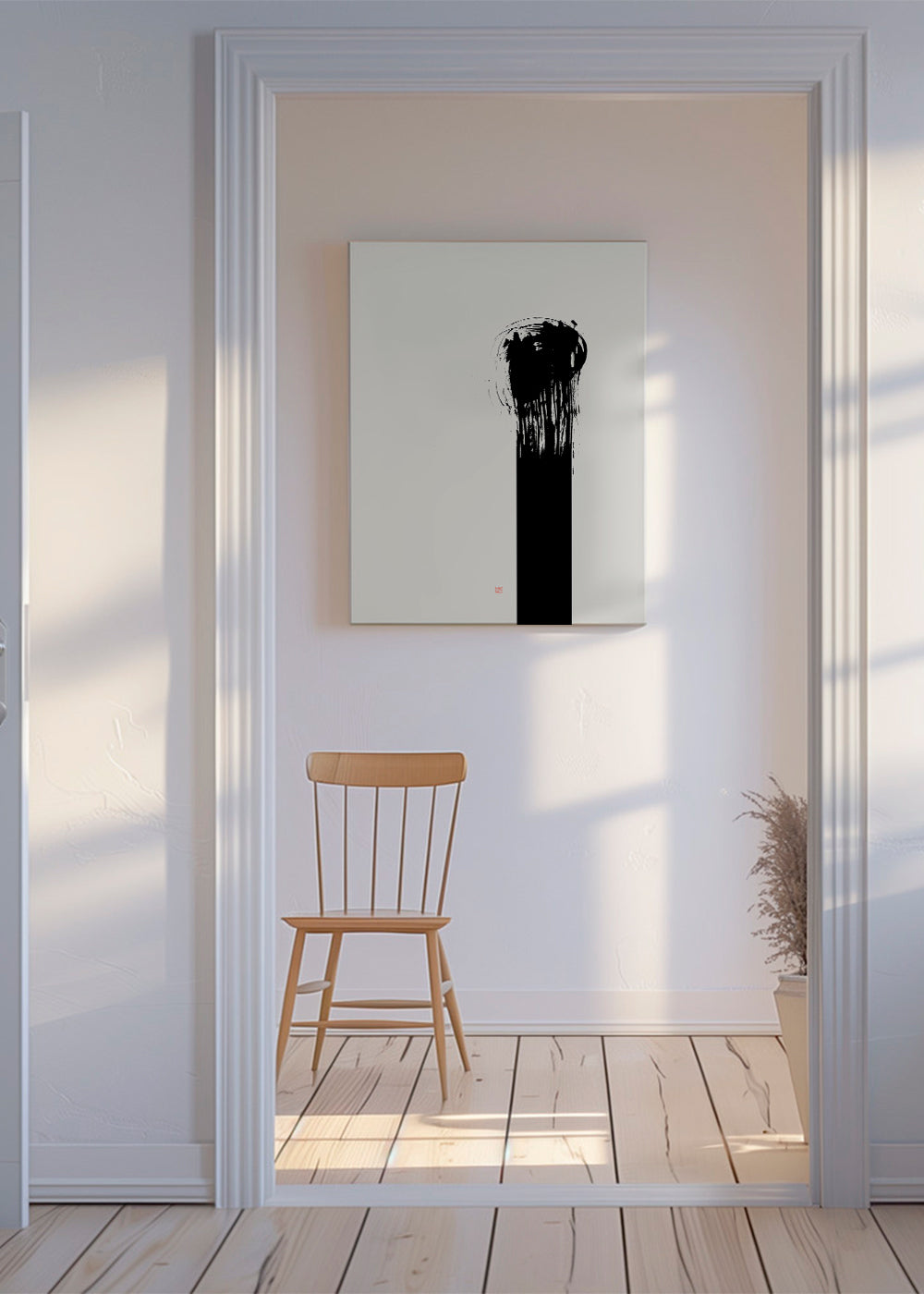 Minimalistický obraz s vertikálním inkoustovým tahem