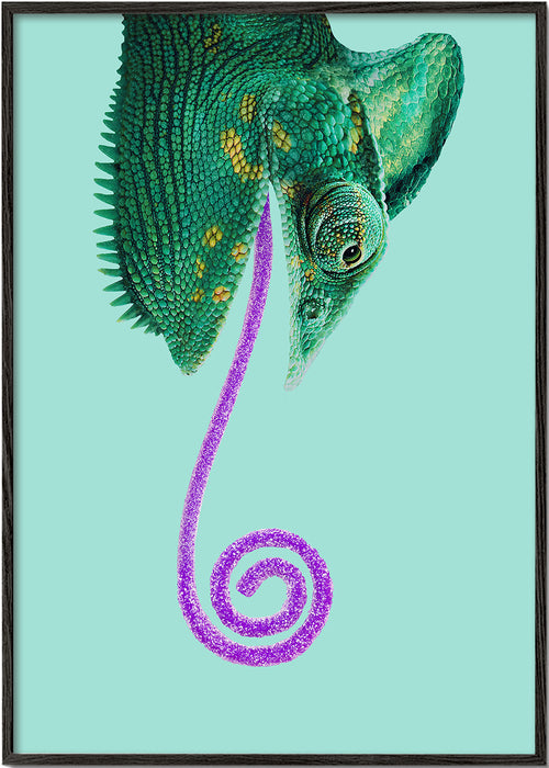 Obraz chameleon zelený s točitým jazykem