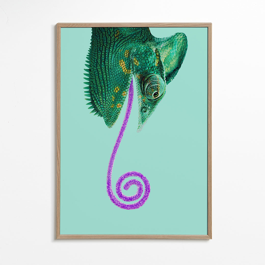 Obraz chameleon zelený s točitým jazykem