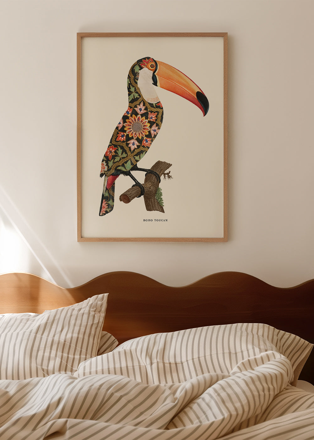 Boho tukan s dekorativním peřím