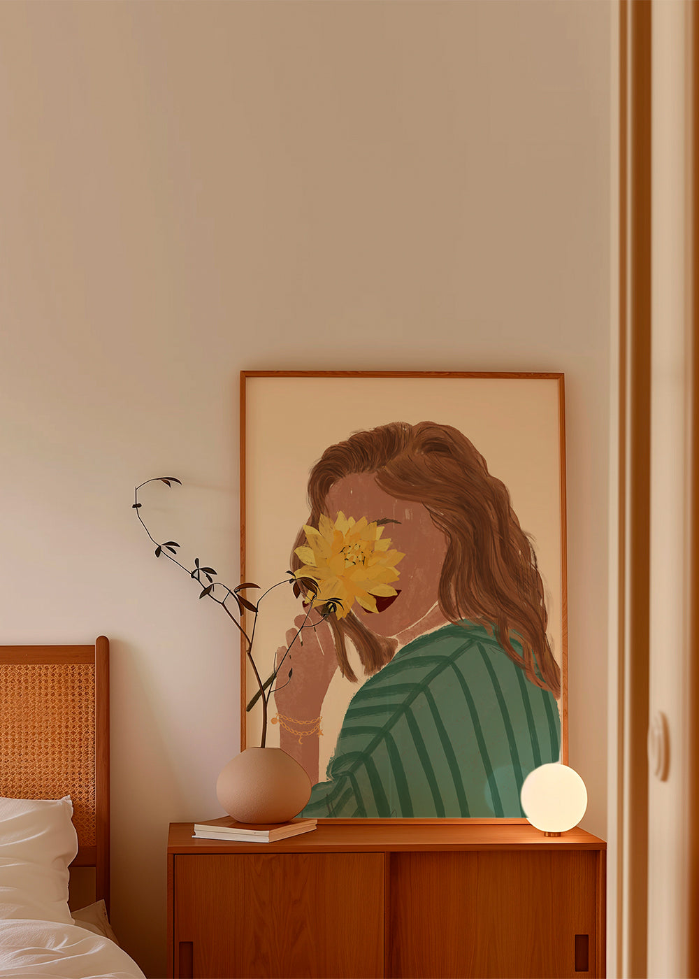 Botanický plakát žena se žlutou květinou