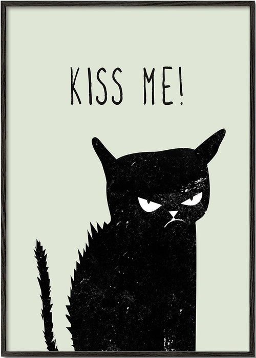 Ilustrace kočky s nápisem 'Kiss Me'