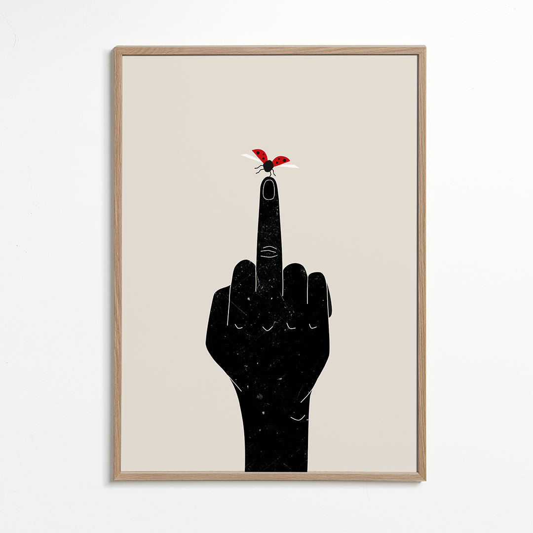 Ilustrace berušky na vztyčeném prstu