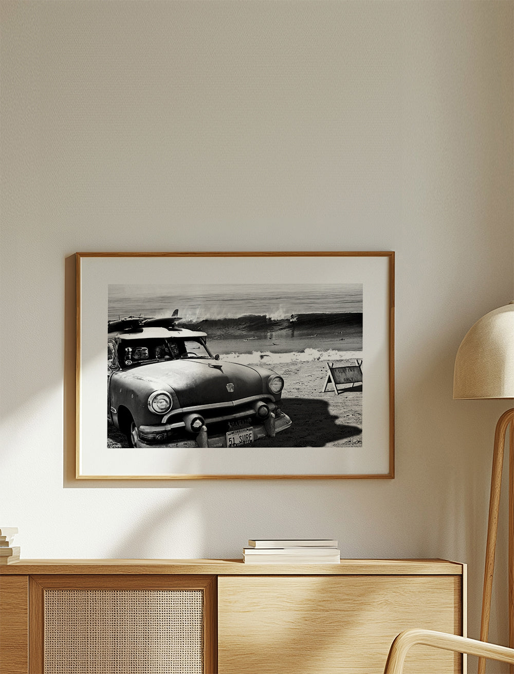 Fotografie vintage auta na pláži