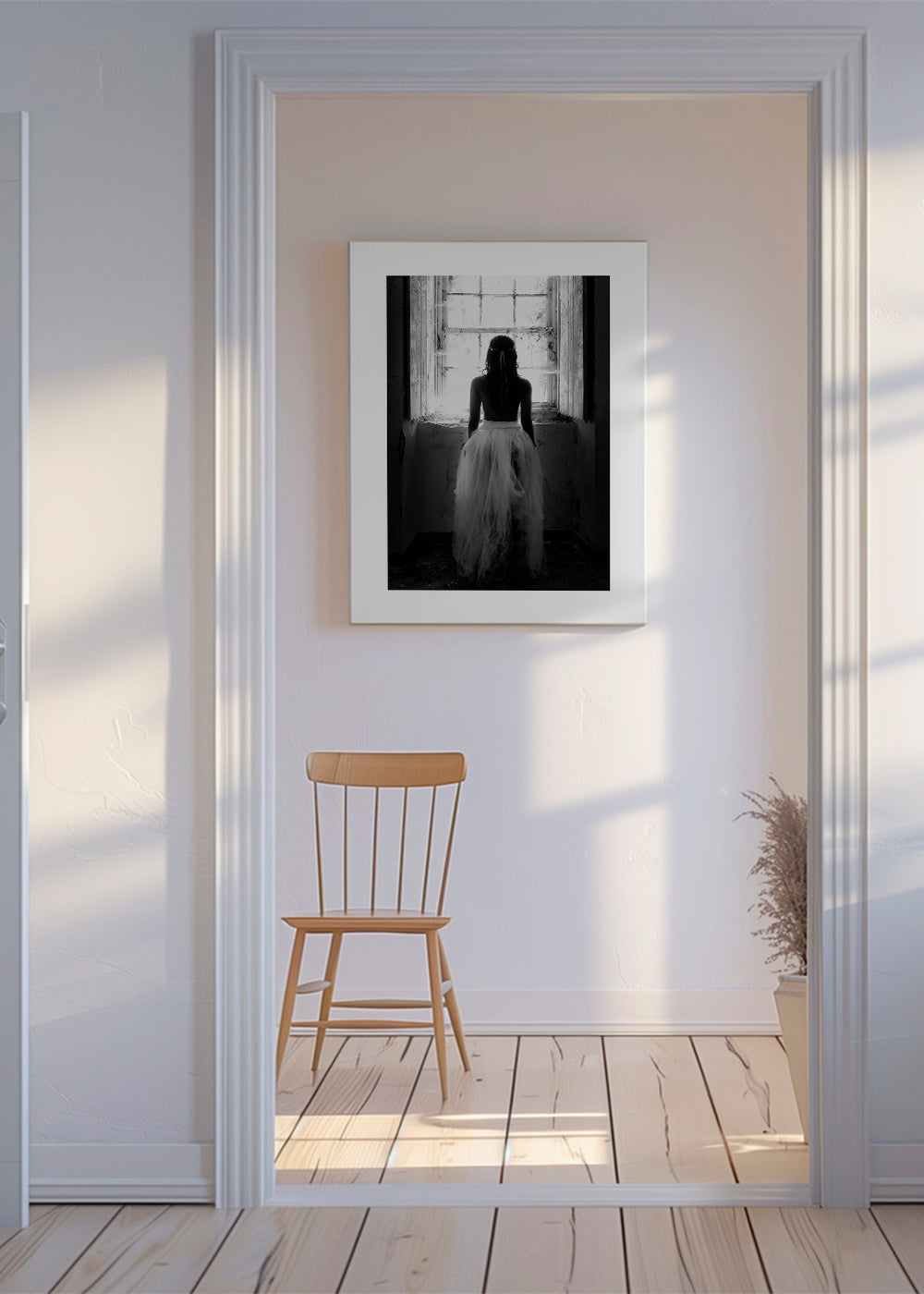 Fotografie postava od zad u okna