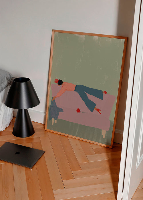Ilustrace postavy ležící na růžové pohovce