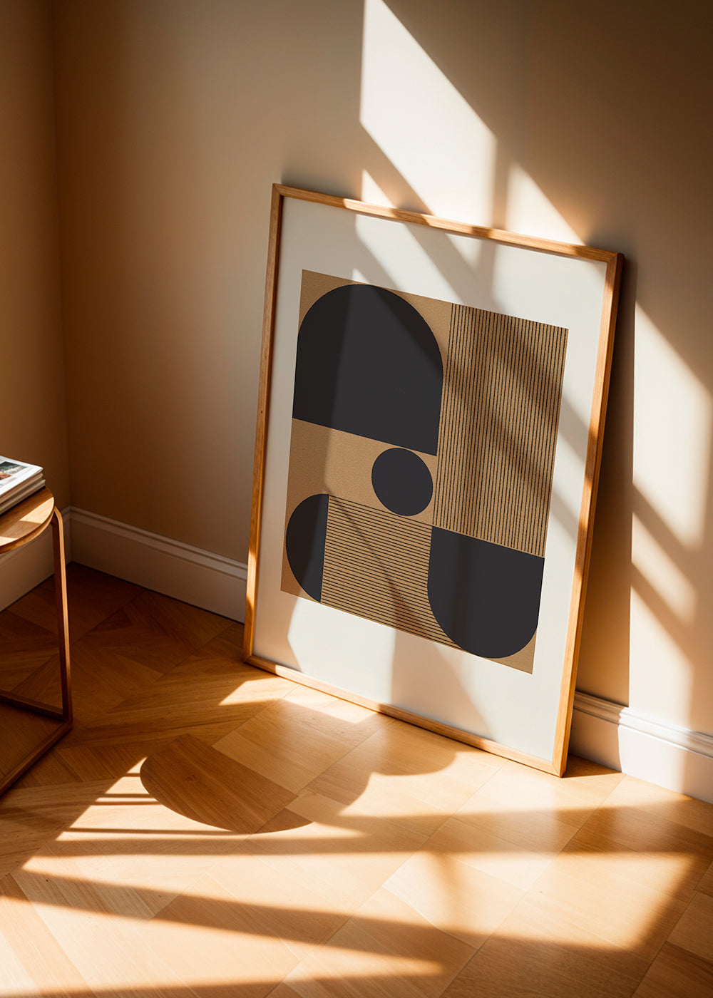 Geometrický plakát s půlkruhy a pruhy