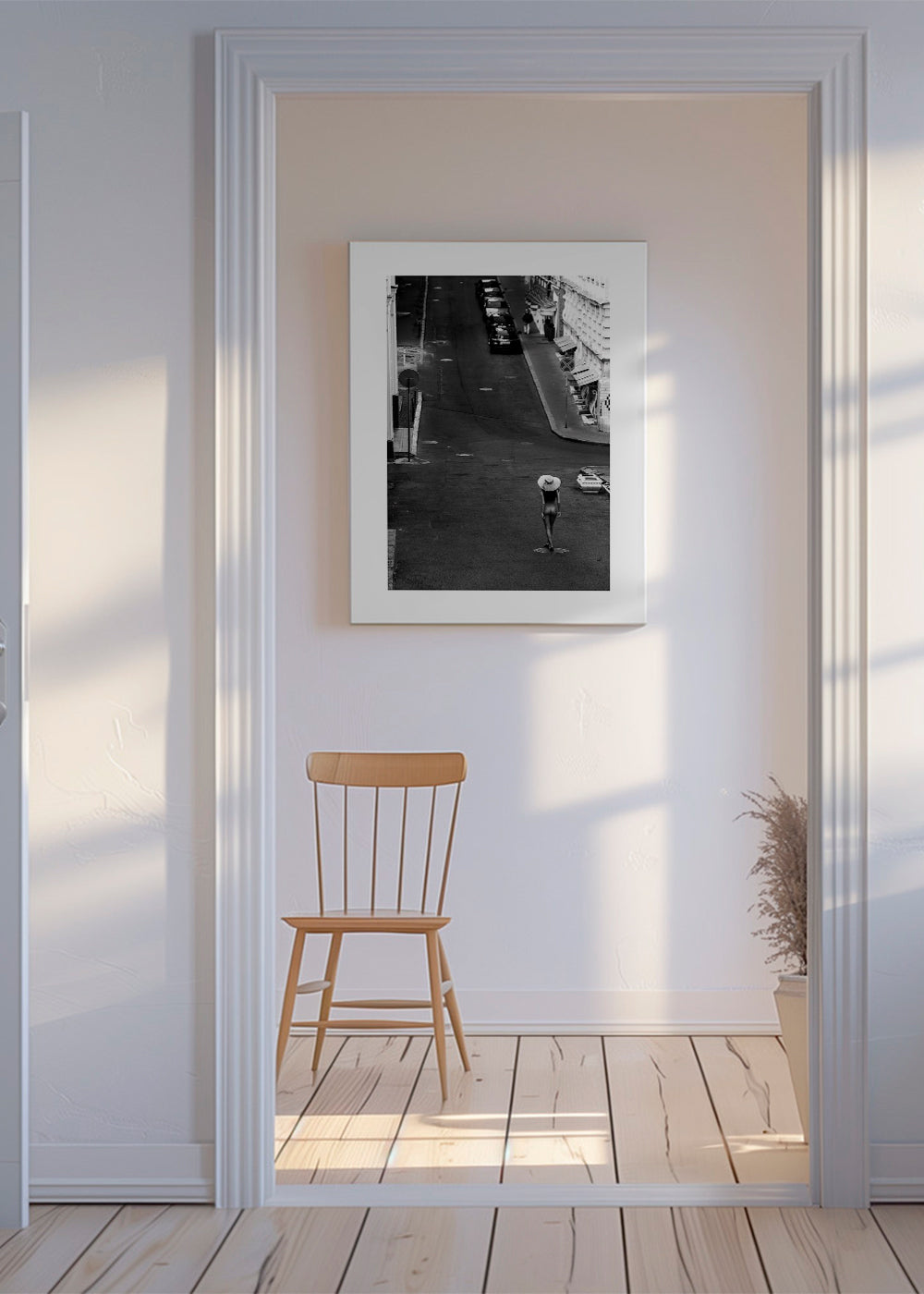 Uliční fotografie s osamělou postavou