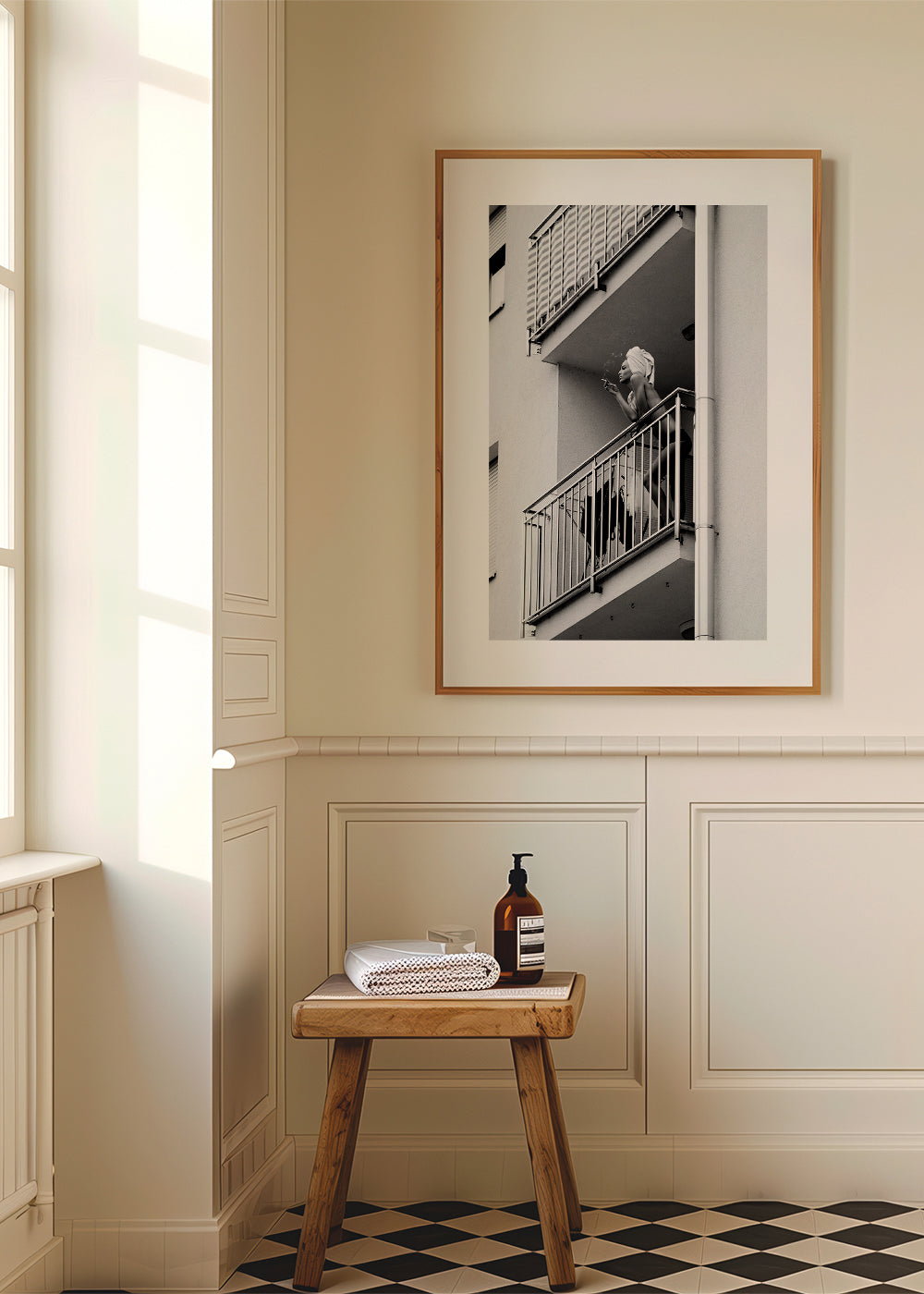 Fotografie na balkóně v černobílé