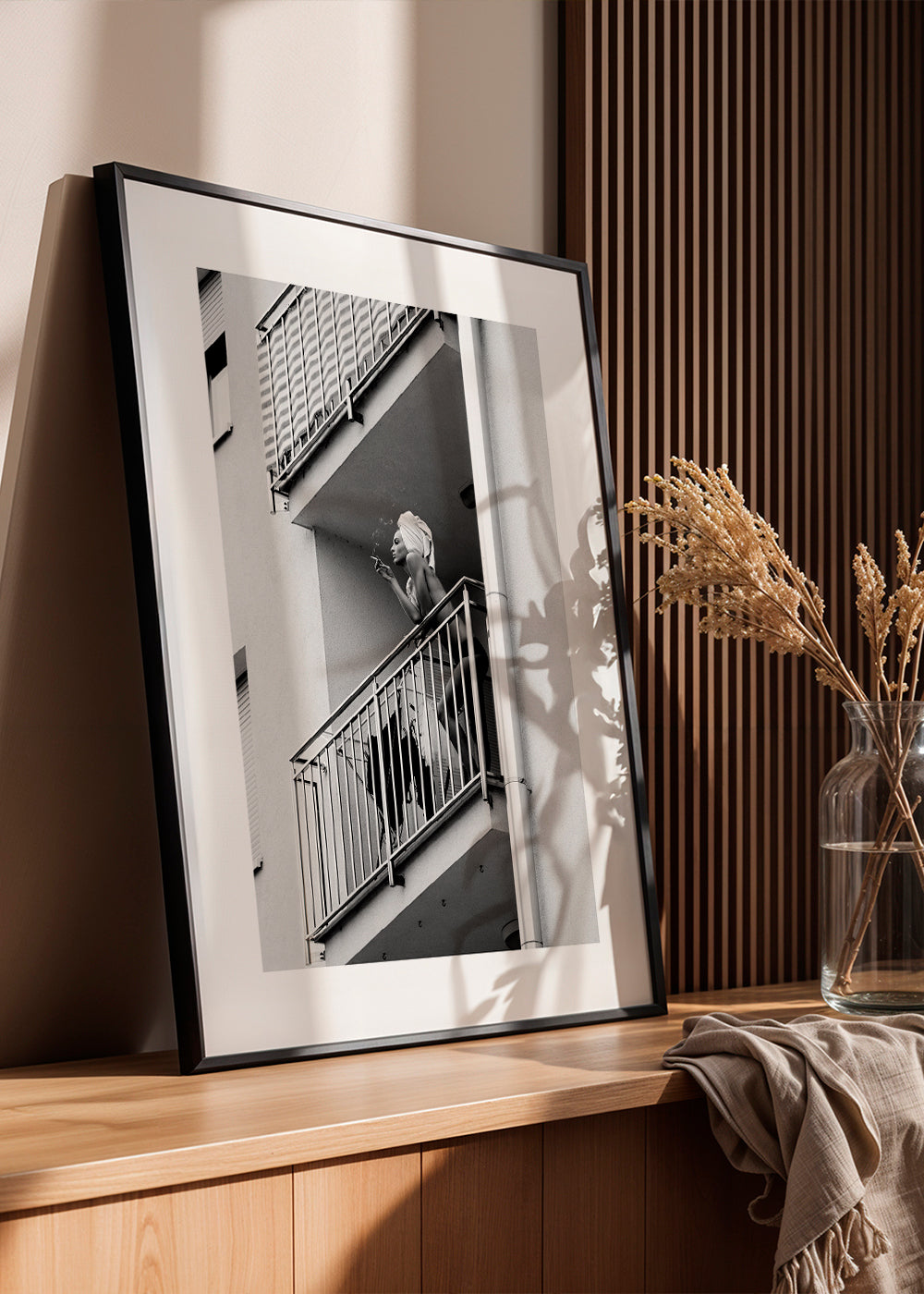 Fotografie na balkóně v černobílé