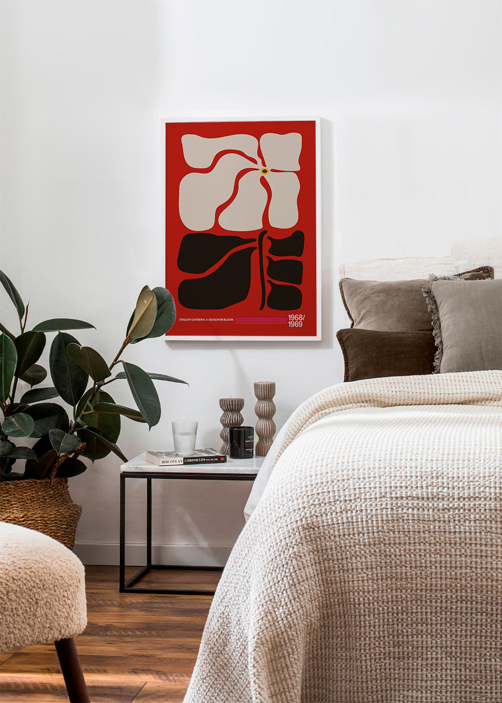 Botanický plakát se stylizovanou červenou květinou