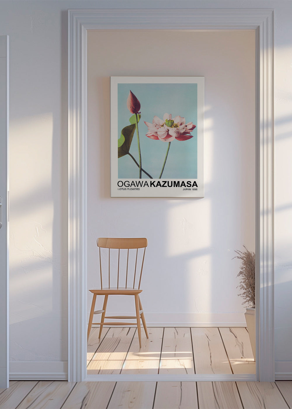 Botanický plakát: růžový lotos na modré obloze