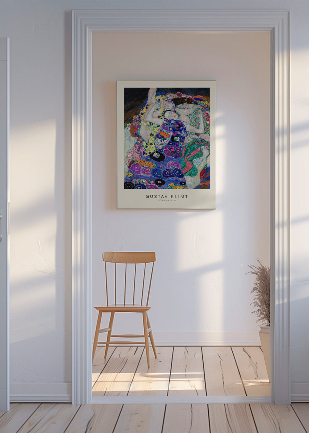 Vintage plakát s ornamentálními postavami inspirovaný Klimtem