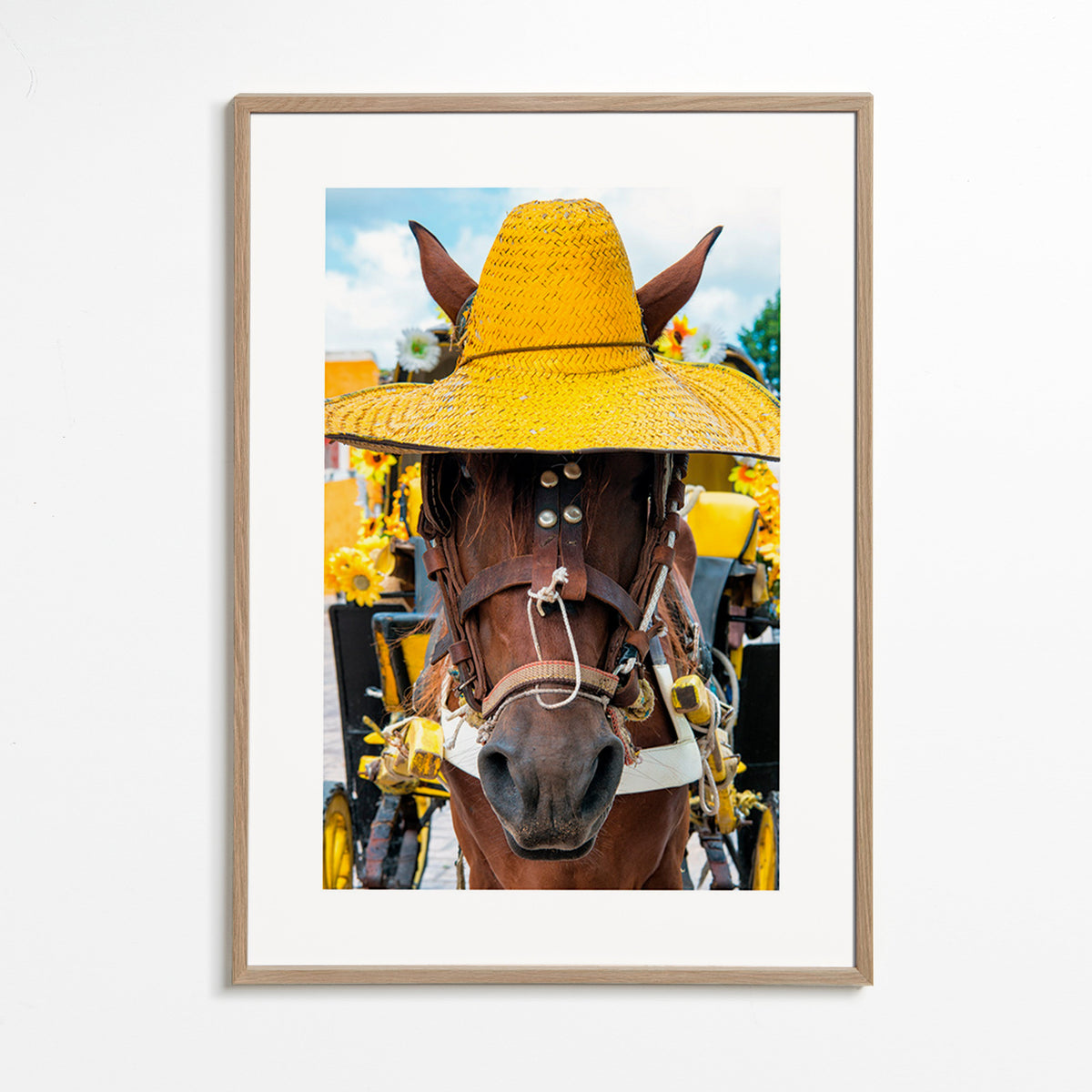 Kůň v žlutém klobouku – Oak Frame