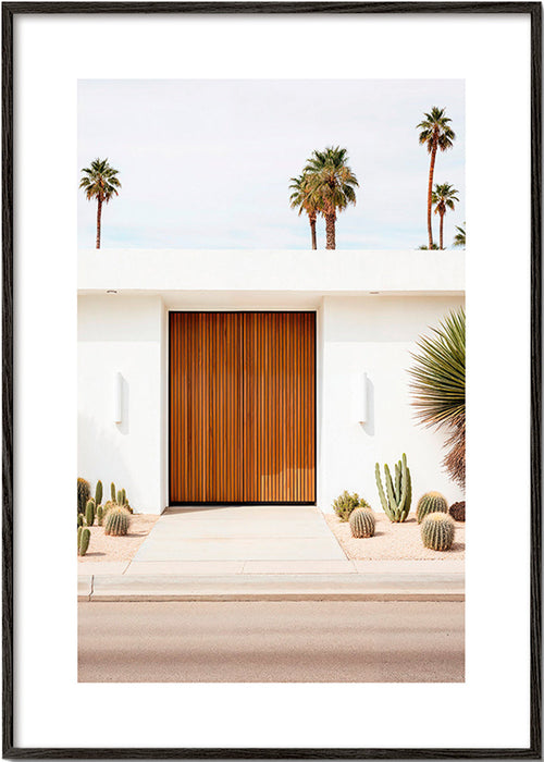 Architektonická fotografie se žaluziovými dveřmi – Black Frame
