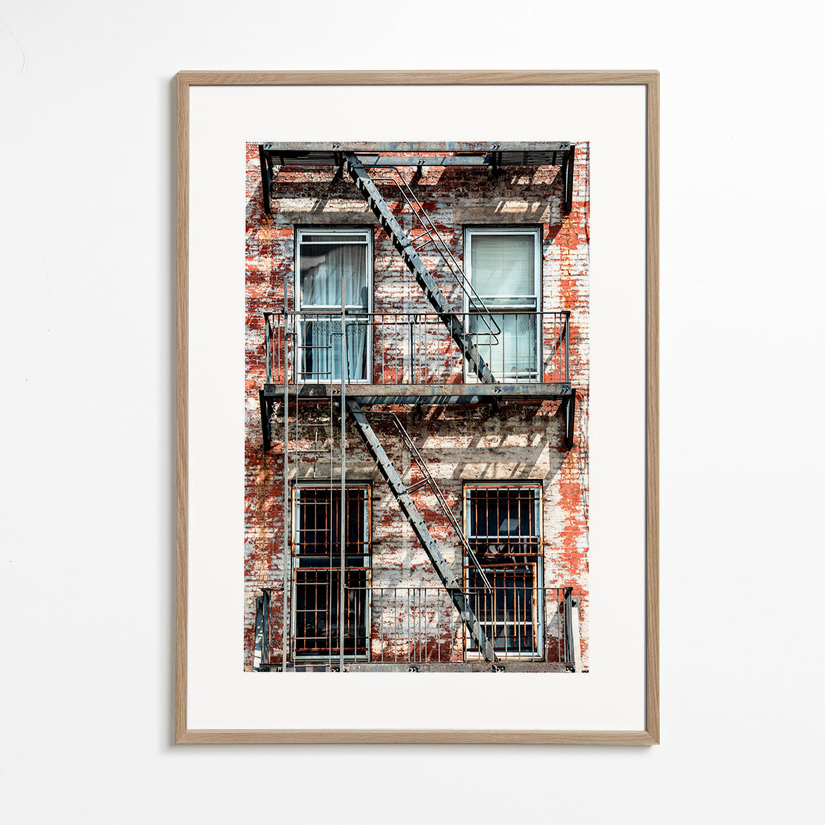 Fotografie fasády s hasičským žebříkem – Oak Frame