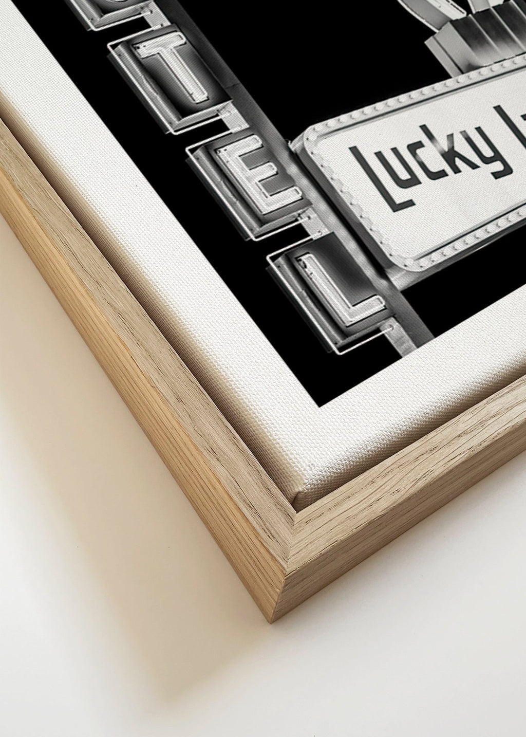 Fotografie nápisu Motel Lucky Lady – Canvas detail