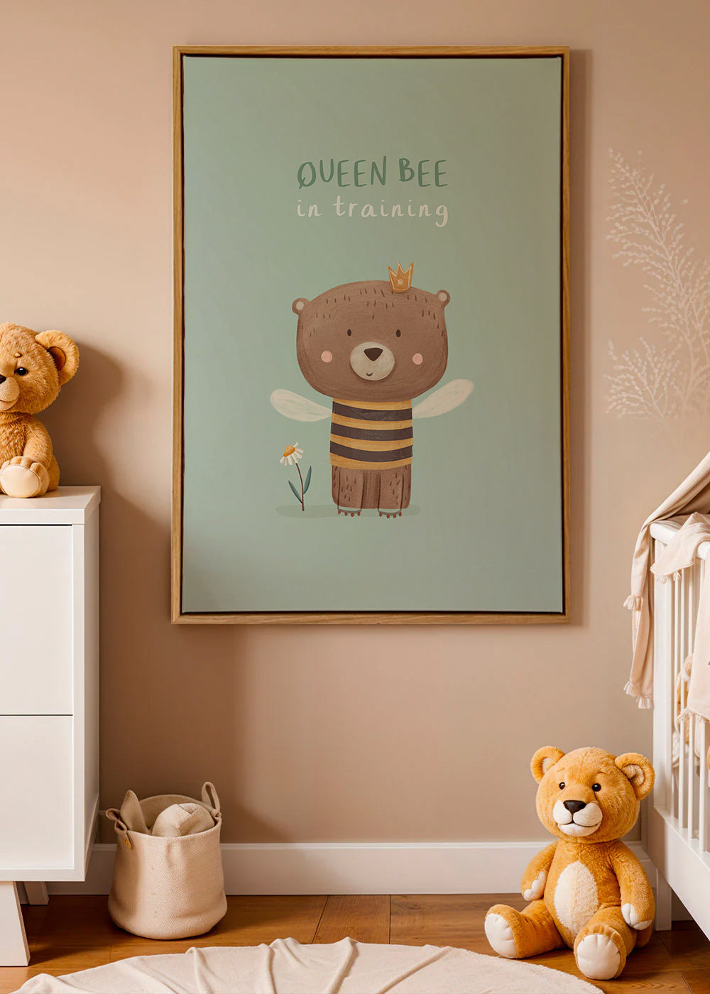 Dětský plakát Medvěd 'Queen Bee' s korunou