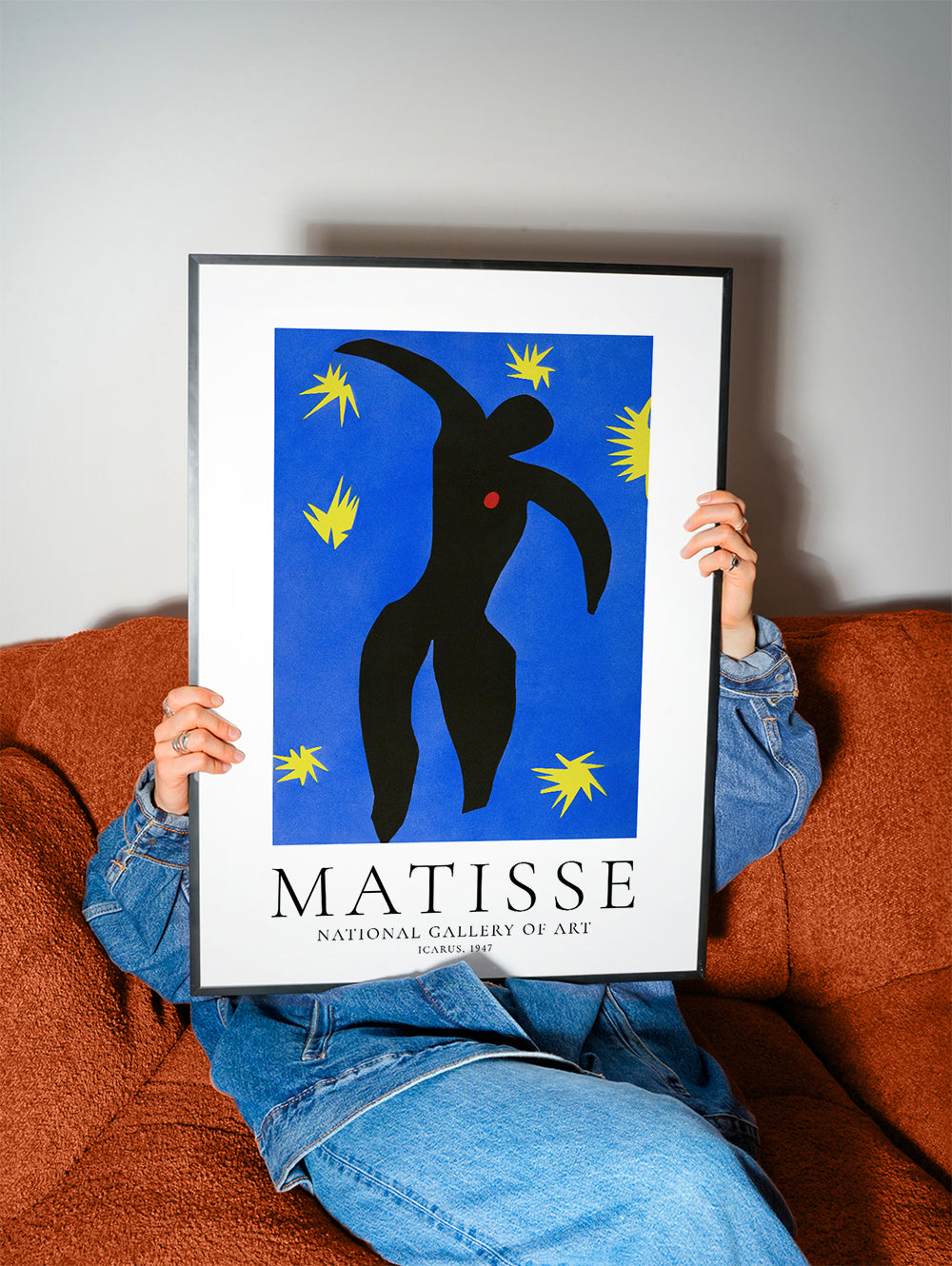 Ilustrace Matisse Icarus na modrém pozadí