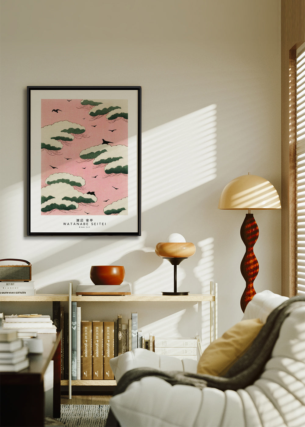 Japonská ilustrace růžové oblohy s oblaky a ptáky