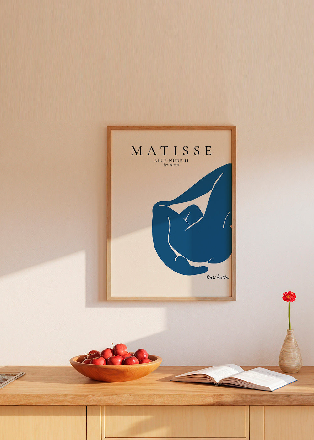 Ilustrace modré postavy v leže