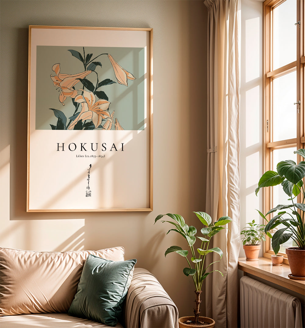 Botanický plakát Hokusai — lilie na zeleném poli