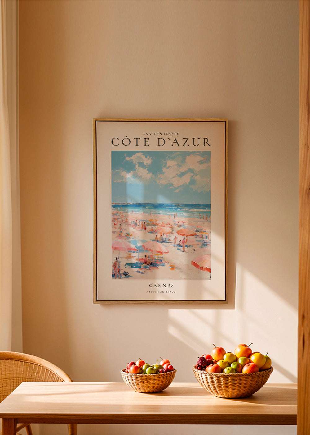 Plakát cestování Côte d'Azur: ilustrovaná pláž v Cannes