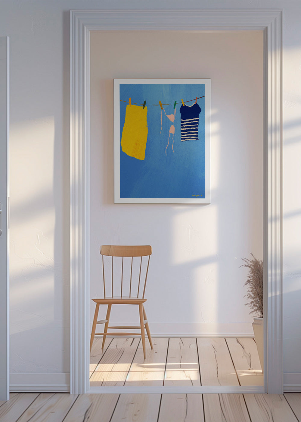 Ilustrace prádla na šňůře na modrém pozadí
