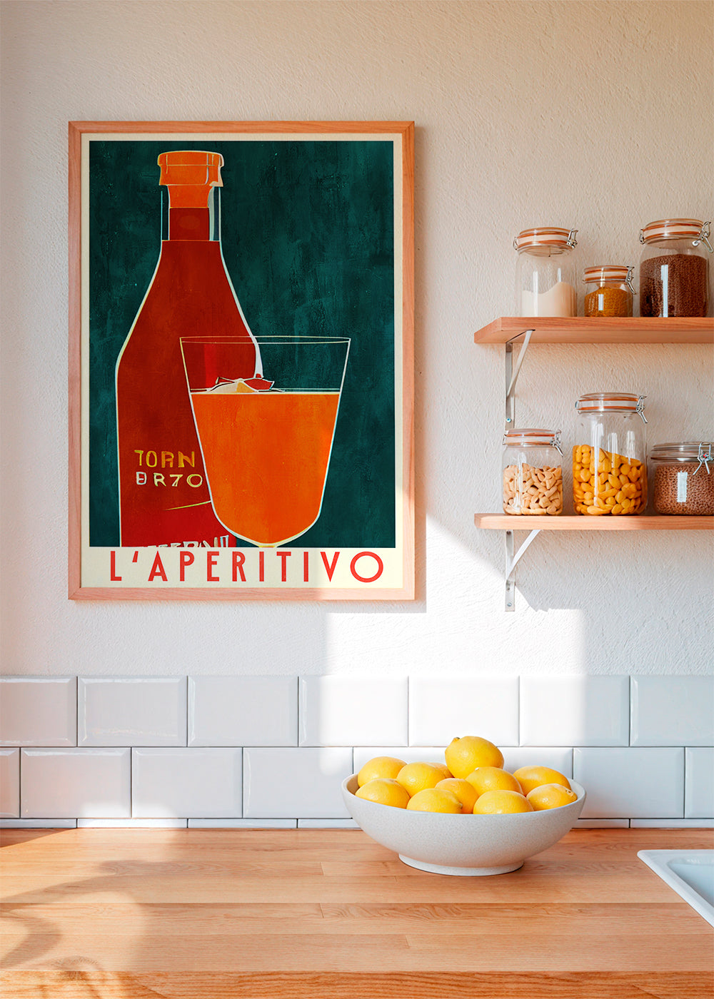 Obraz do kuchyně L'Aperitivo s lahví a oranžovým pohárem