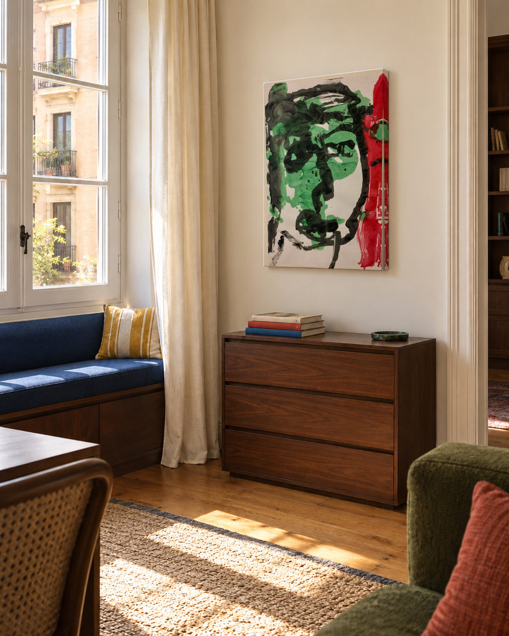 The face - Raúl Sánchez - Unframed canvas in an interior