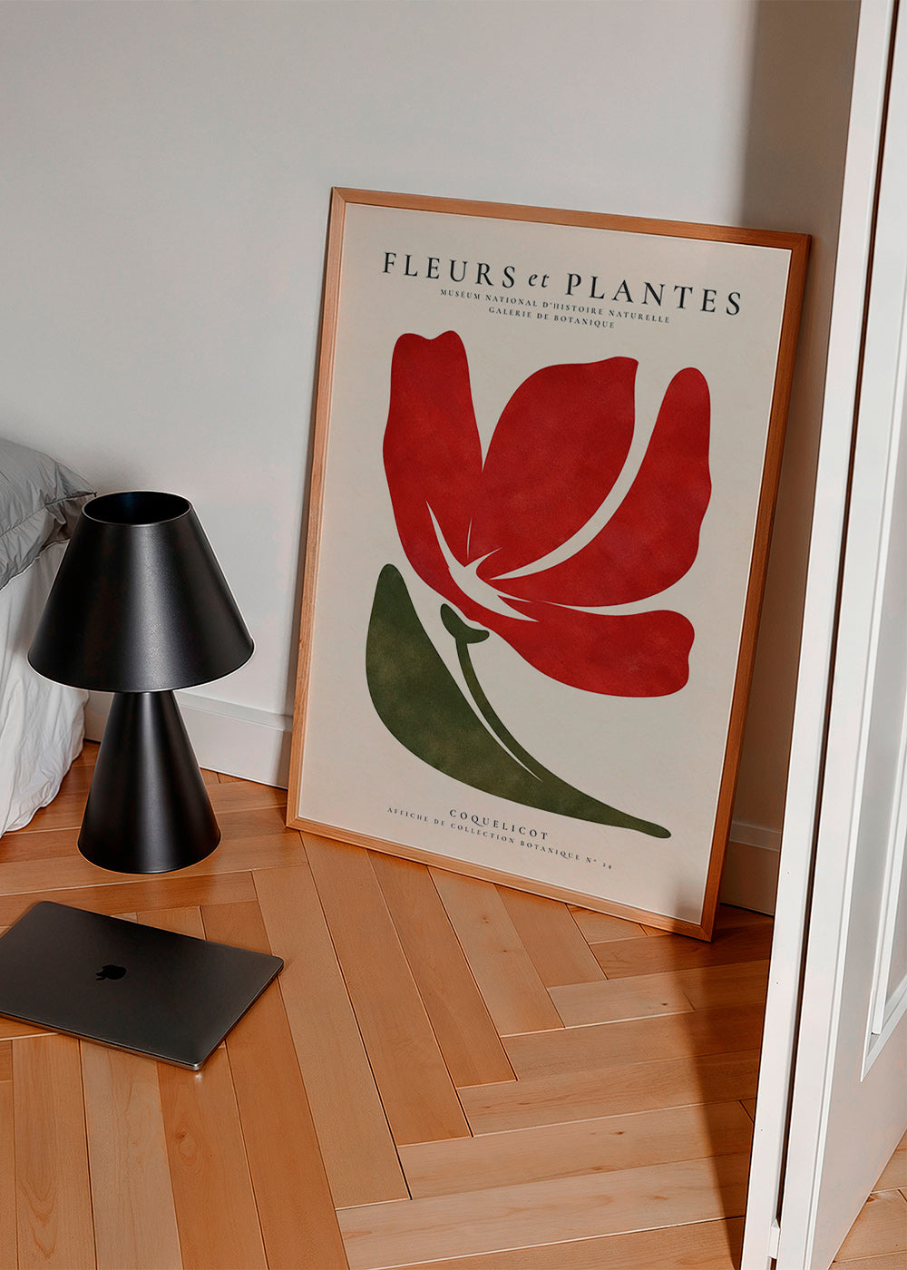 Botanický plakát se stylizovaným červeným mákem