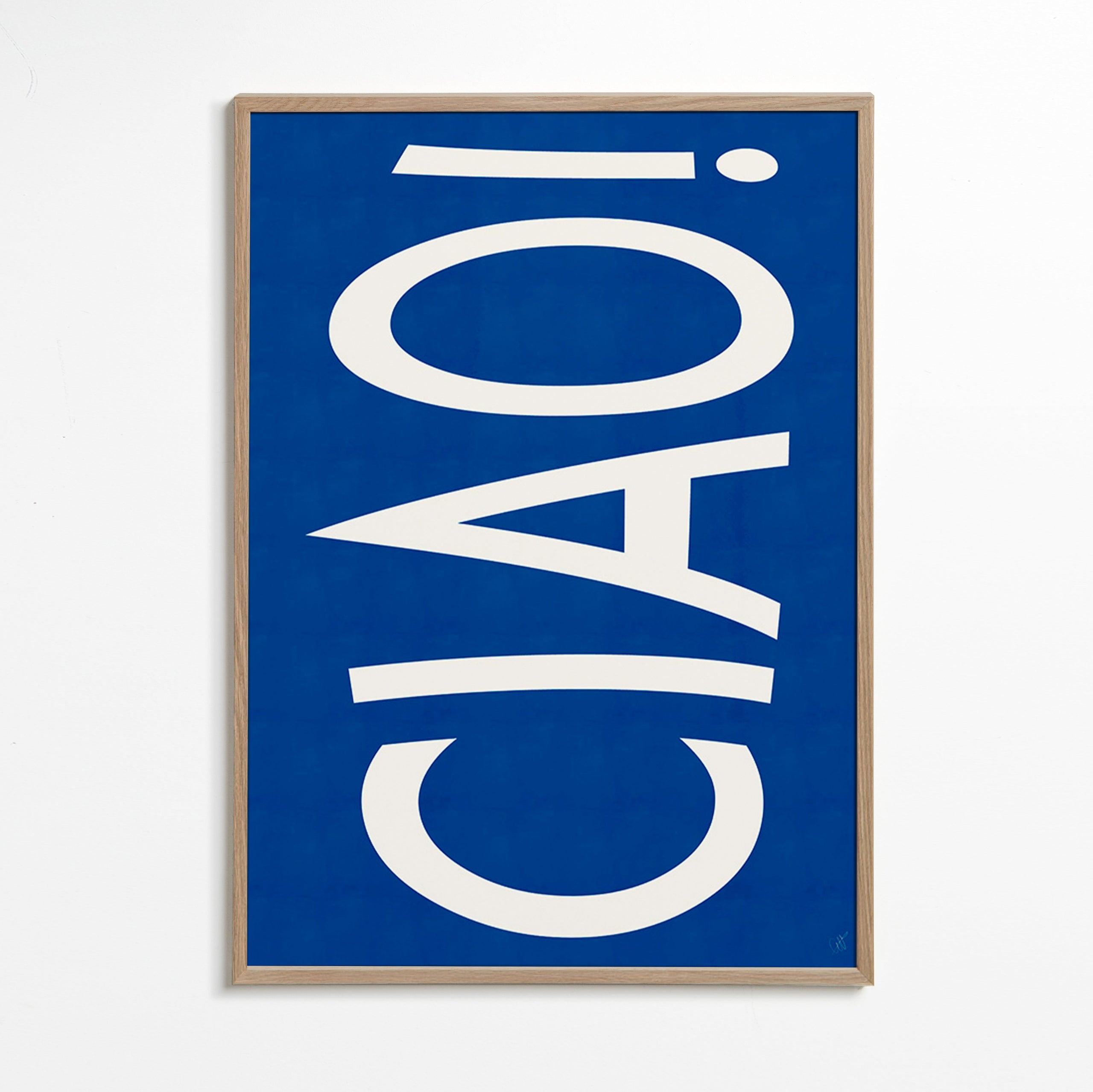 Typografické dílo 'CIAO' v modré – Oak Frame
