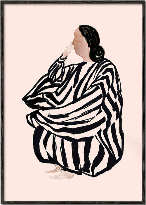 Ilustrace sedící ženy s výraznými pruhy – Black Frame