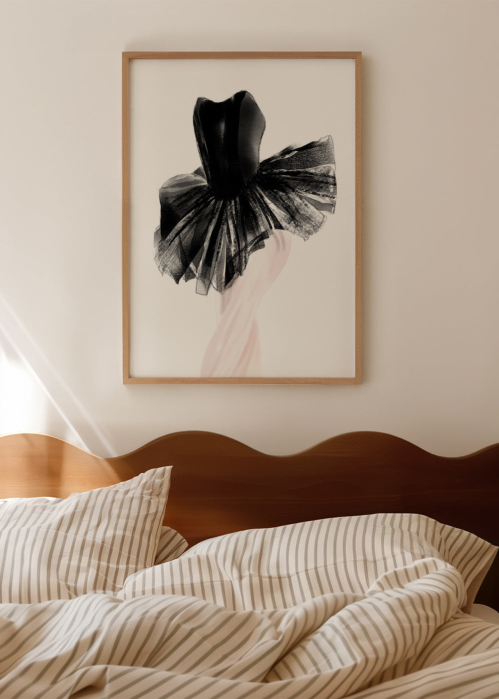 Fotografie baletky v černém tutu – Product3