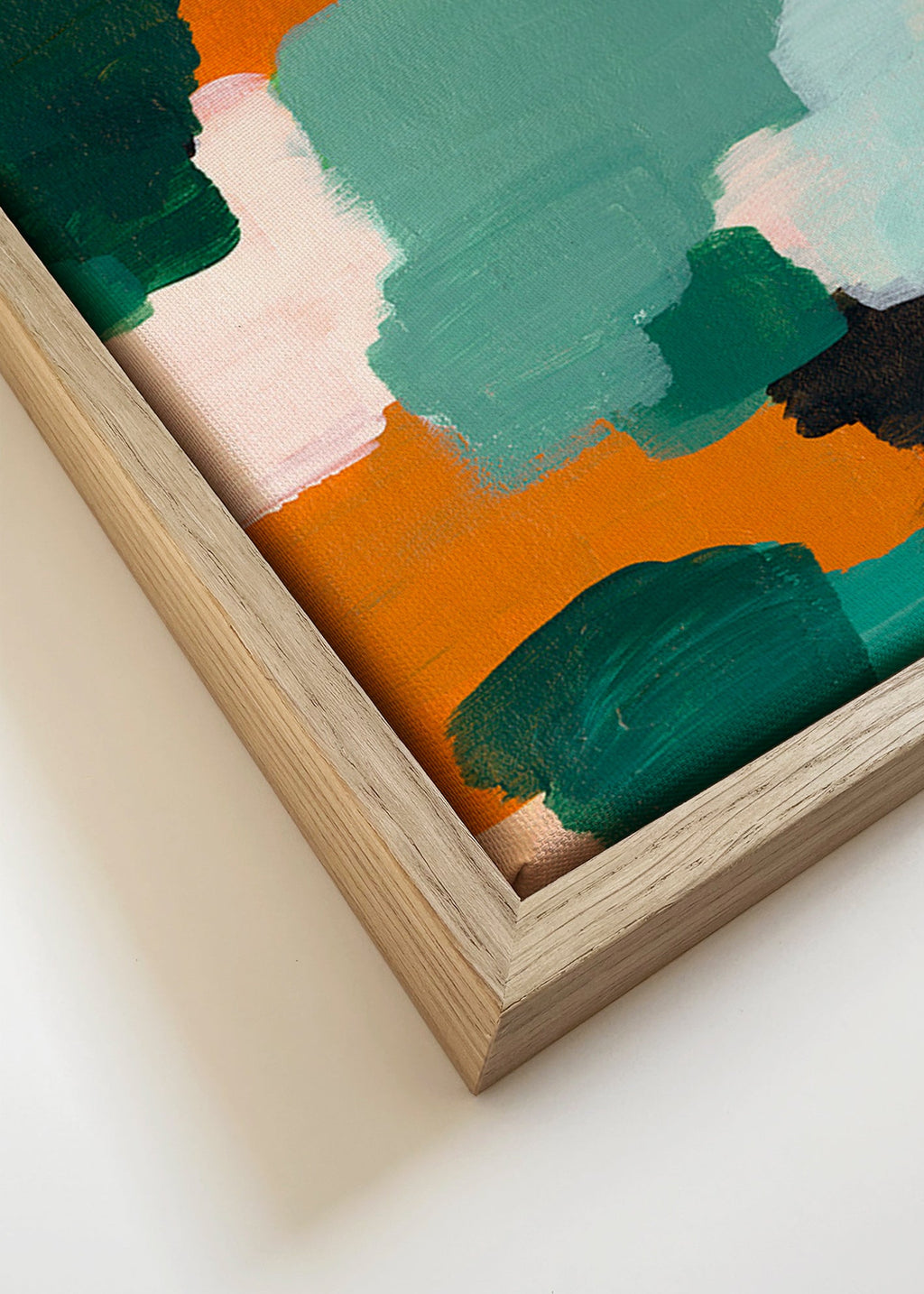 Abstraktní obraz se zelenými a okrovými tahy – Canvas detail
