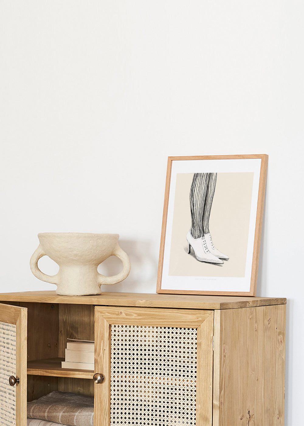 Ilustrace pruhovaných punčoch – Product1