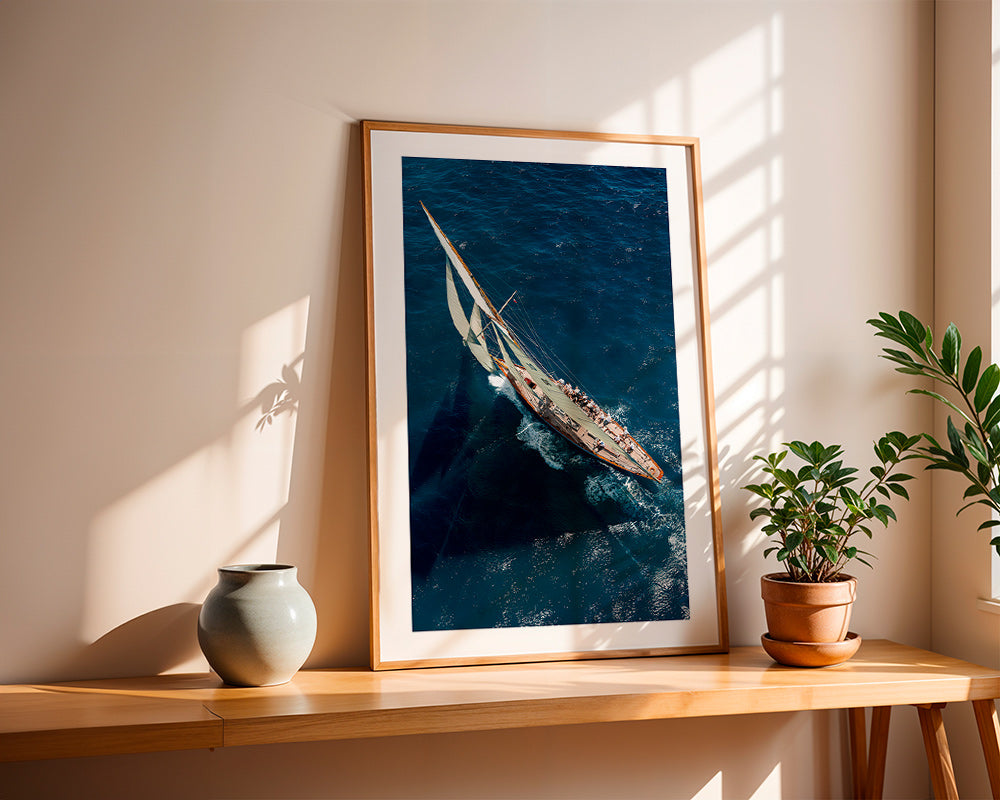Fotografie klasické plachetnice v závodě – Product3