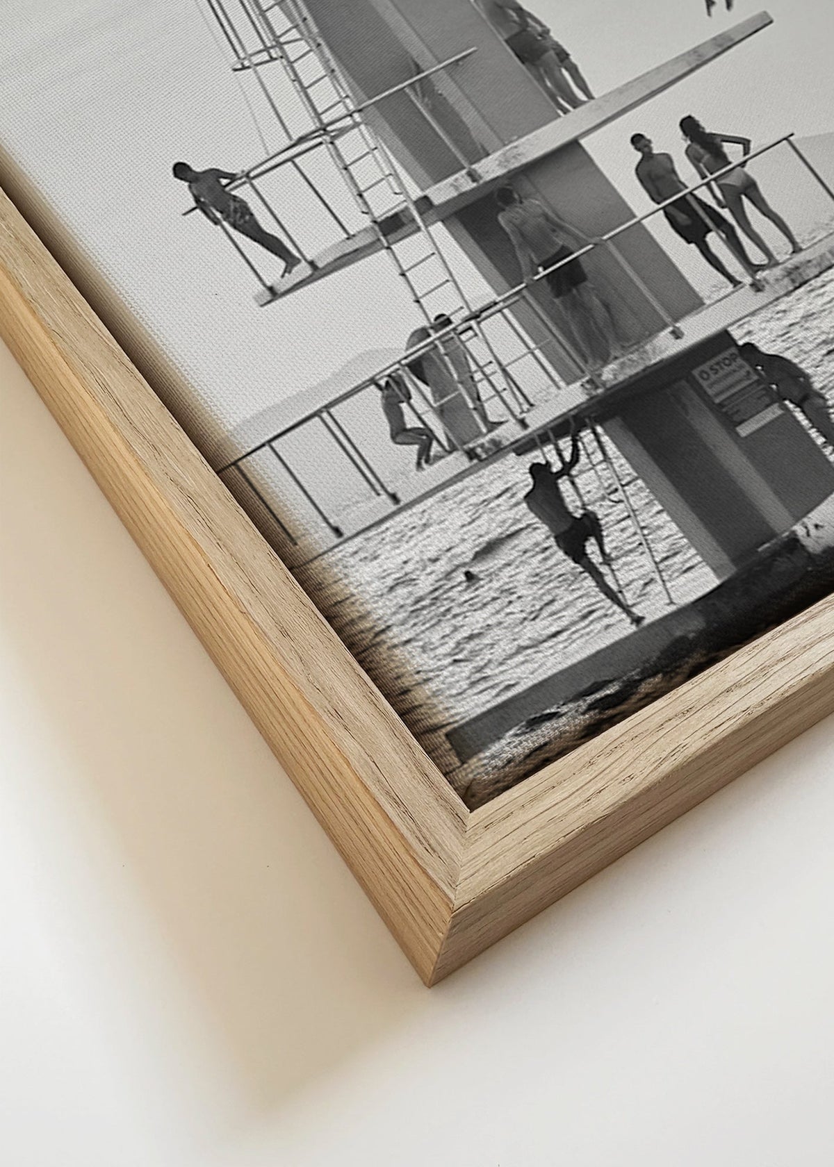 Fotografie skokanského můstku u moře – Canvas detail