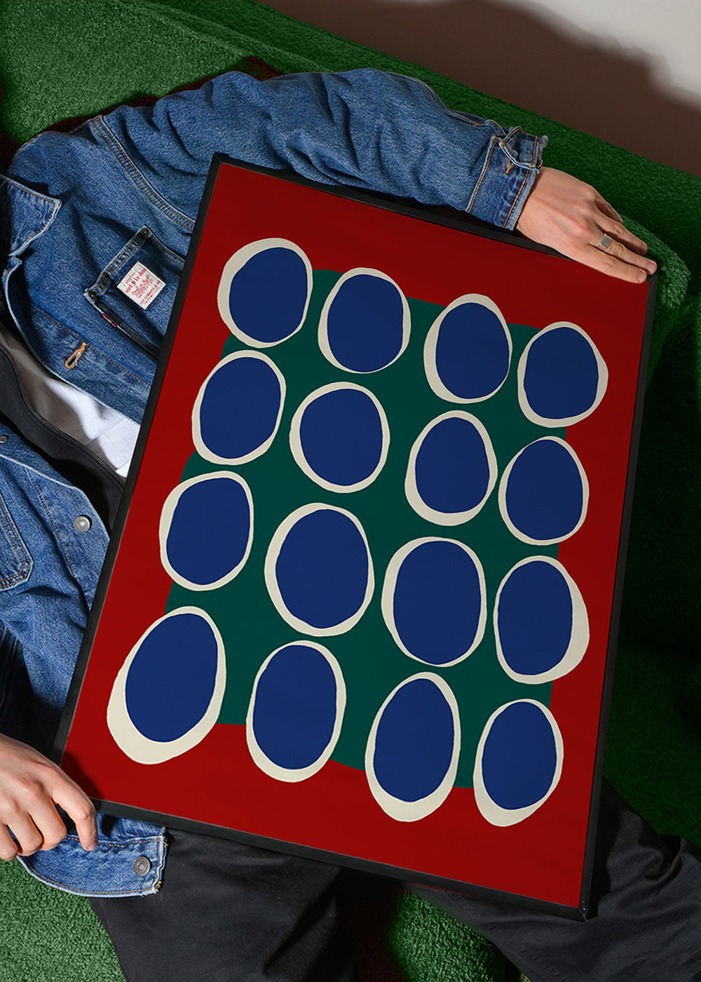 Geometrický obraz s modrými ovály a zeleným polem – Product2