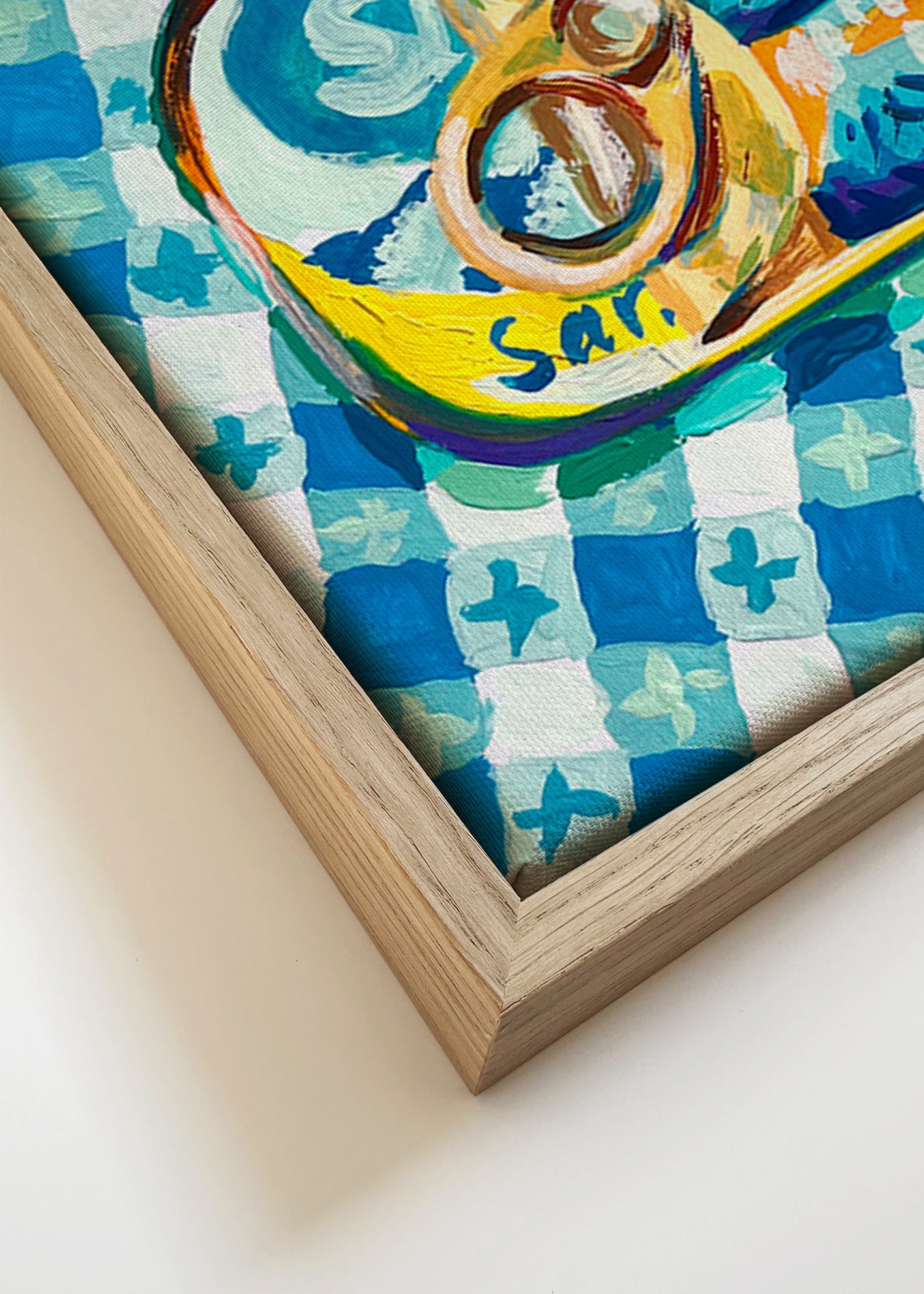 Obraz do kuchyně: konzerva sardinek na kostkovaném ubrusu – Canvas detail