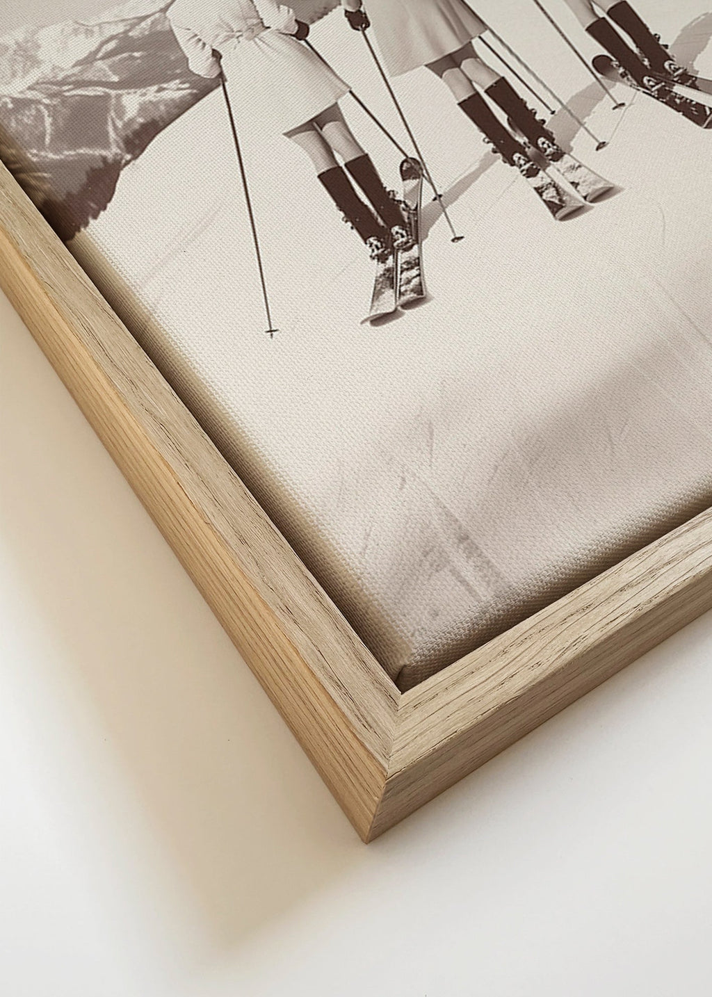 Vintage plakát: lyžařky v řadě – Canvas detail
