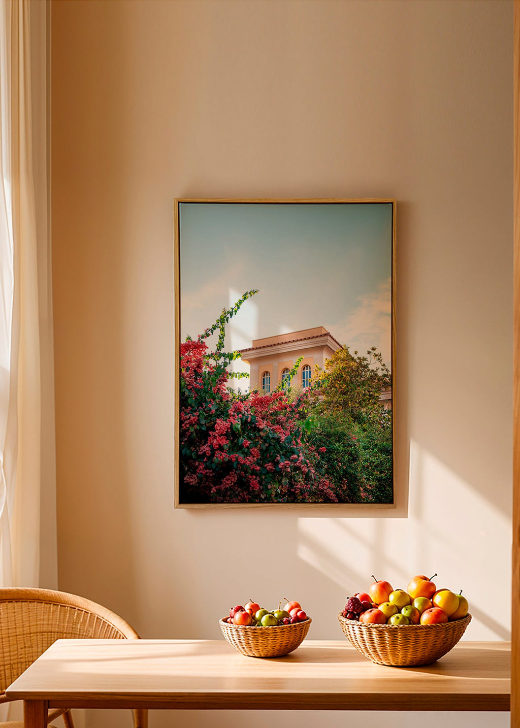 Botanický plakát s fasádou Amalfi a buganvileou – Canvas2